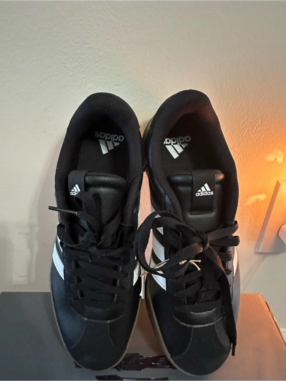 Adidas VL Court 3.0 Low, Women’s Sneakers with White Three Stripes and Gum Sole